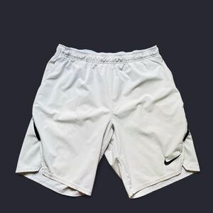 NEW!!! Nike Dri-fit White Shorts Small Black Swoosh Size Medium
